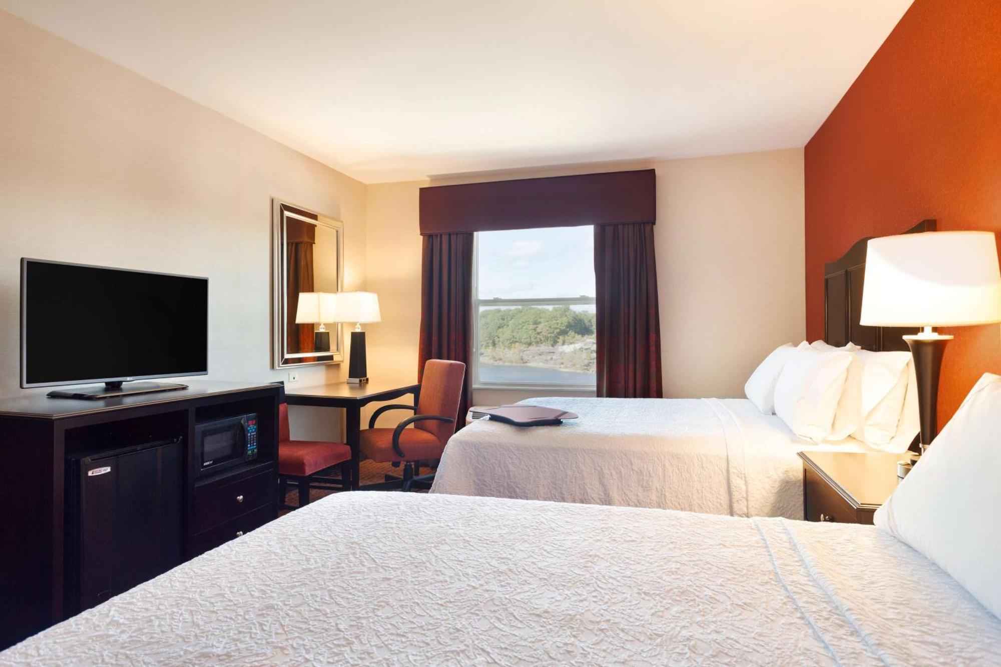 Hampton Inn Lewiston-Auburn Exterior photo